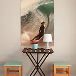 Watermark Surf House Espinho