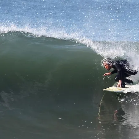 Watermark Surf House Espinho 埃斯平霍