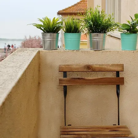 Watermark Surf House Espinho Espinho