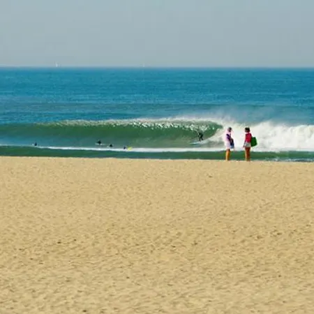 Pensión Watermark Surf House Espinho *