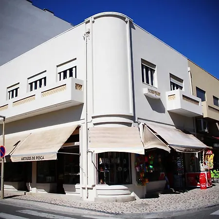 Watermark Surf House Espinho