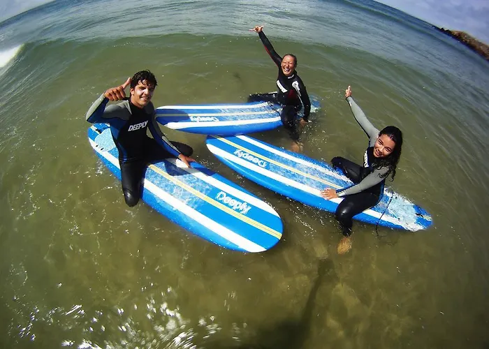 Watermark Surf House Espinho Guest house